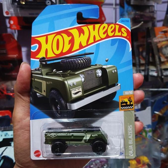 Hot Wheels Land Rover Series II Hijau Army Surfing Cool