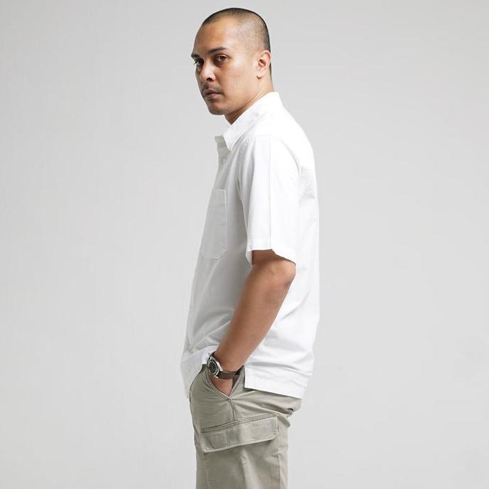 MGee Kemeja Pria Baju kerja Kasual Color Series Shirt Spectrum White