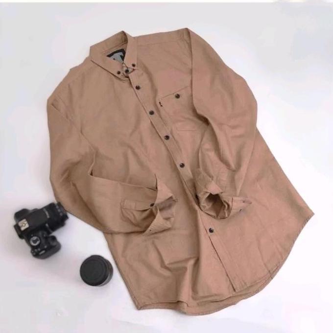 FREE ONGKIR KEMEJA HEM POLOS SLIMFIT PRIA DEWASA MODEL LENGAN PANJANG BAHAN KATUN WARNA HITAM PUTIH 