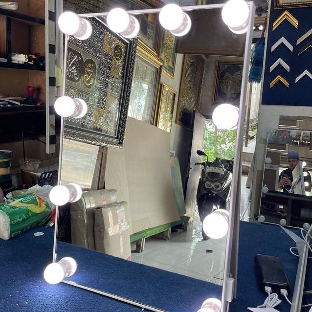 Vanity Mirror Cermin Rias Lampu Cermin Makeup Cermin Lampu Terlaris
