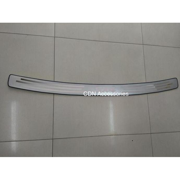 Scuff Plate Sx4/Pelindung bagasi Suzuki Sx4/Sill Plate Sx4/Bumper Sx4