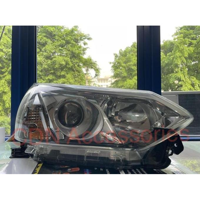 Headlamp Avanza Veloz 2016 - 2018 Original Koito/Lampu Depan Veloz