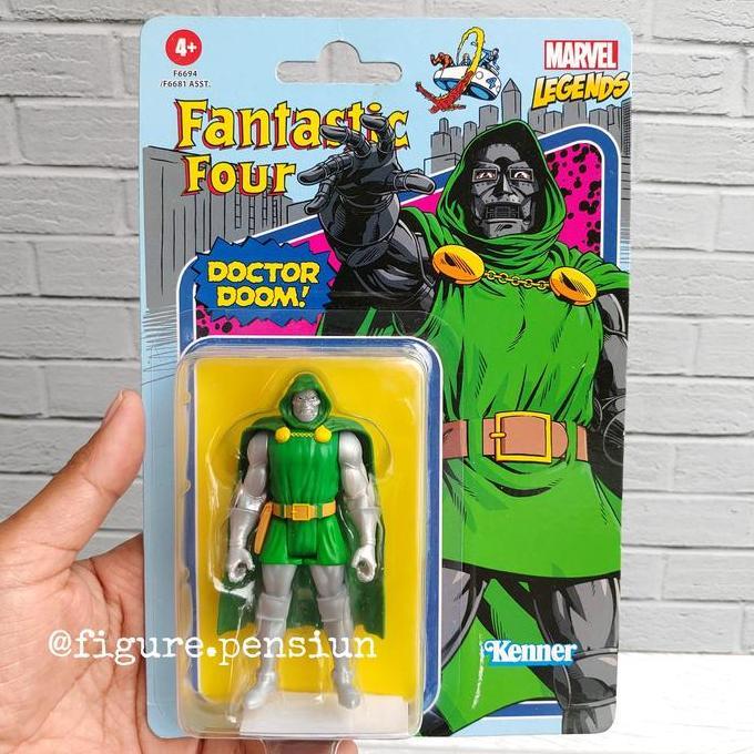 MARVEL LEGENDS DOCTOR DOOM RETRO VINTAGE KENNER ACTION FIGURE ORIGINAL