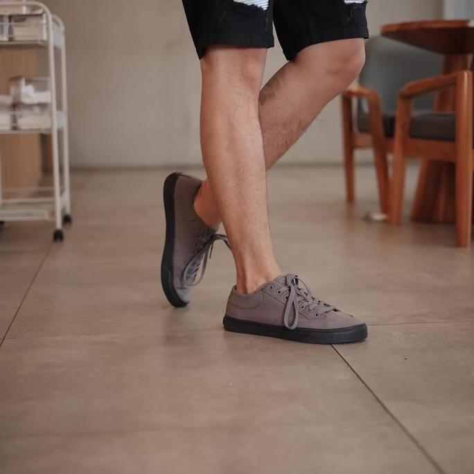 Sepatu Sneakers Lucky Star - Golf - Grey black