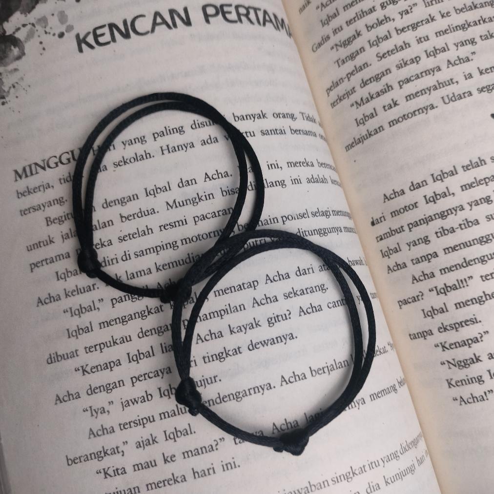 WAJIB PUNYA` GELANG HITAM POLOS/ GELANG COUPLE / GELANG POLOS/ SLIDING KNOT SIMPLE/GELANG PRIA WANIT