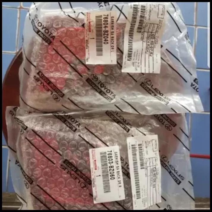 DISKON REFLEKTOR BAGASI AGYA AYLA TERBARU 2017 ORI 1 BUAH 