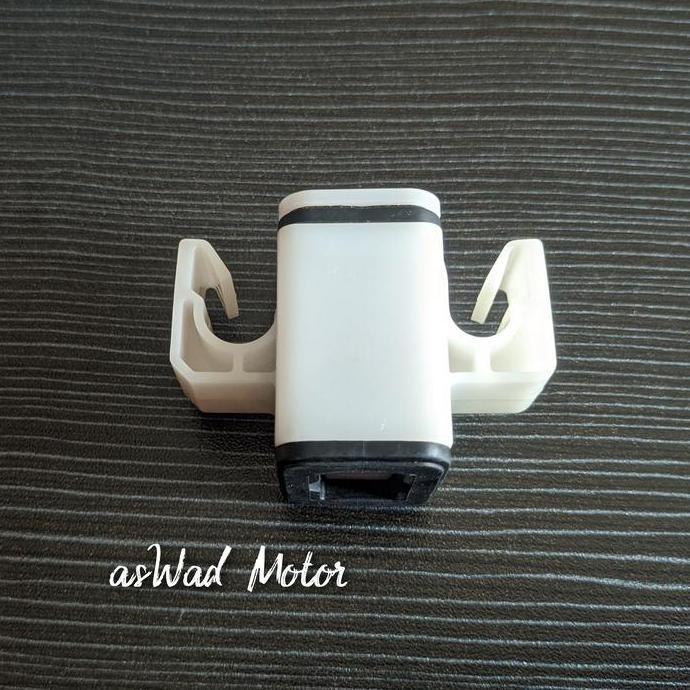 Promo Breket Pipa Selang Bensin Atas Suzuki Ertiga Original / Clamp Klem Selang Bensin Mobil / Duduk