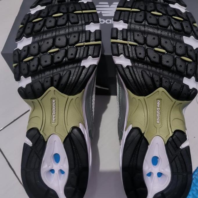 new balance 530 white/green