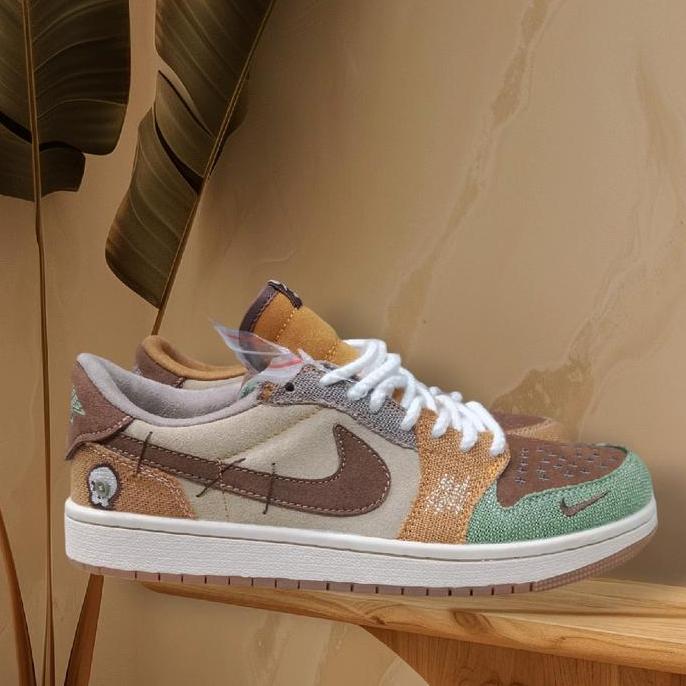 SEPATU SNEAKERS PRIA JORDAN LOW VOODOO