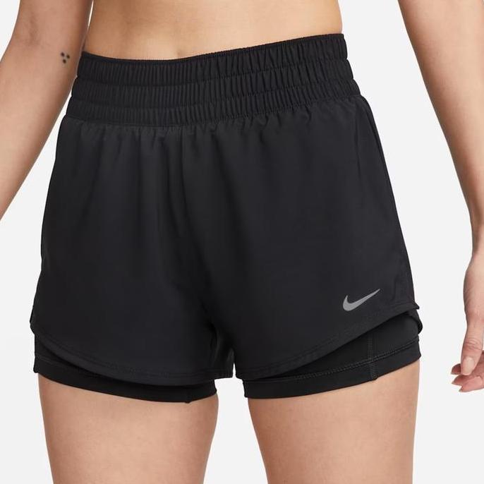 Celana Lari Wanita Wmns Dri-Fit One Mid-Rise 8Cm 2-In-1 Black Dx6013-010