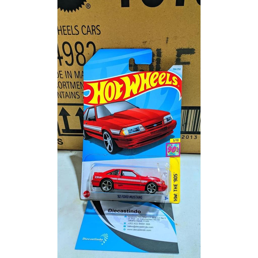 Hot Wheels / HotWheels '92 Ford Mustang