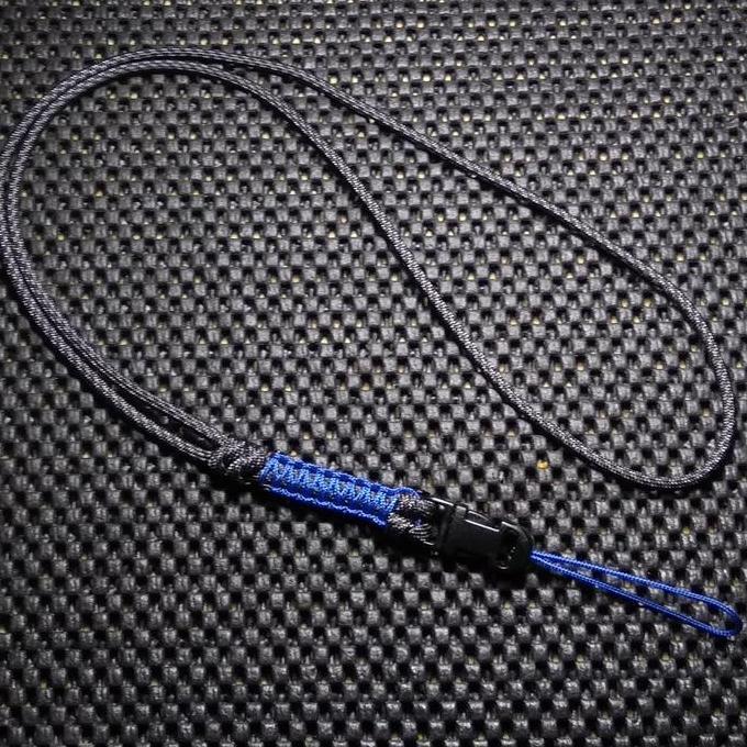 landyard paracord | idcard | vape pods black motif