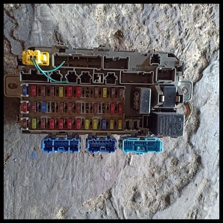 HOT DEAL FUSE BOX SEKRING BCM HONDA CRV GEN1 ORIGINAL 