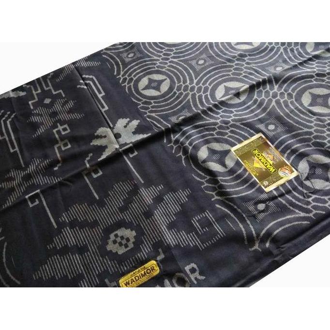 Youai- Kain Sarung Wadimor Muslim Dewasa Motif Batik Bunga Bali Tenun Katun Special Hitam Black Sant
