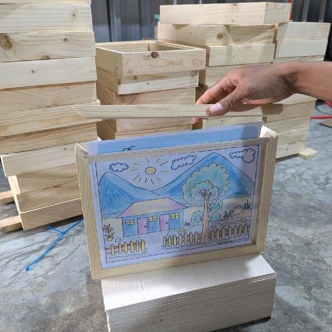 Pigura 3d 2partisi ukuran a4 21 x 30 akrilik kayu jati belanda Frame GAN