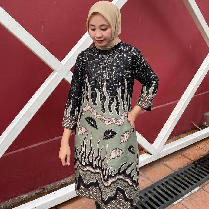Sale Batik Tunik Qistina Bahan Katun Kombinasi  Motif Hitam Sage