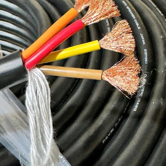 DI16 >> Mogami ORIGINAL MOGAMI 3104 MADE IN JAPAN Kabel Speaker 4x4mm Mogami Superflexible Profesion