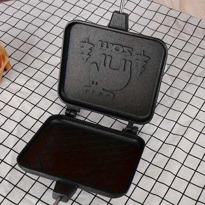 Cetakan Sandwich Maker Waffle Non-Stick Pan Double-Sided Engraving / Alat Panggang Roti Tawar [terba