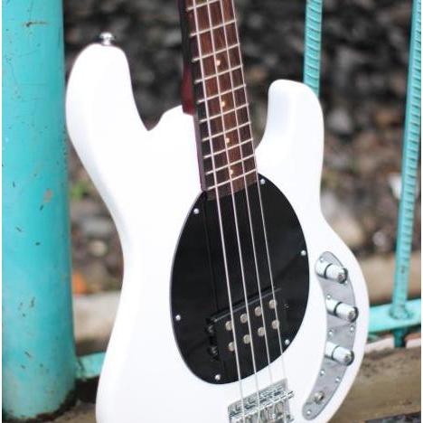 Murah Bass Elektrik Musicman Stingray White Non COD