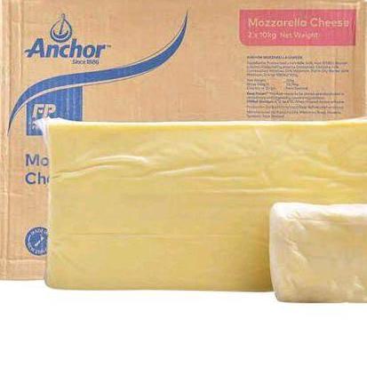 Milkouit- Anchor Mozarella Cheese / Keju Mozarella / Cheese Mozarella 500Gram