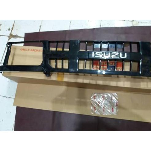 GRIL PANTHER 2.5 KOTAK ASLI + EMBLEM ISUZU ASLI Terlaris
