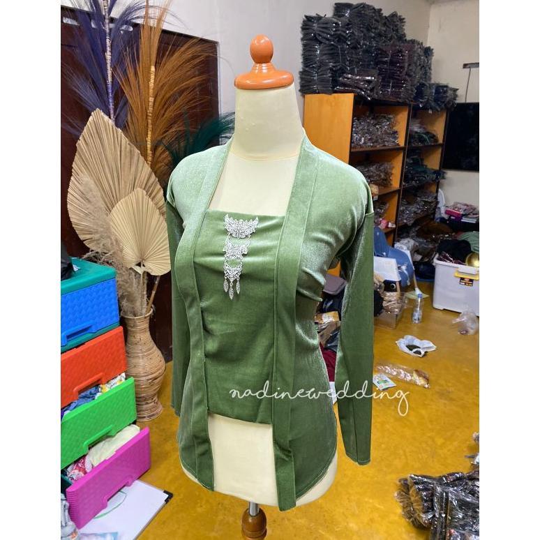 Limited Kebaya Kutubaru - Polos, Warna Hijau Sage / Bludru Premium