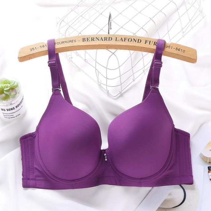 Moumentix- Bra Big Size Ada Kawat Bahan Licin Busa Tipis Cup Jumbo D-E 4Kait Import