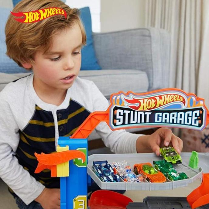 HotWheels Hot Wheels City Robo Beasts Stunt Garage