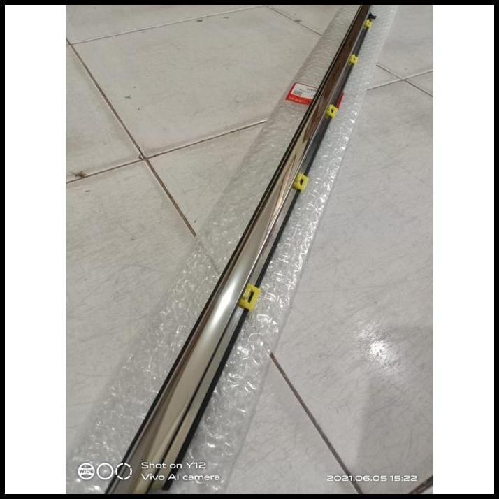 BEST DEAL KARET PELIPIT / KARET KACA PINTU CHROME CRV GEN4 2013-2016 ORIGINAL 