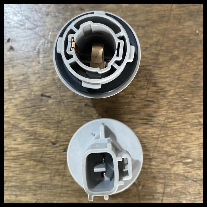 HOT DEAL SOCKET SOKET LAMPU SEN DEPAN AVANZA XENIA VIOS YARIS 