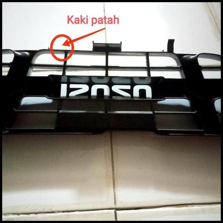 TERMURAH [BEKAS] GRILL TENGAH ISUZU PANTHER KAPSUL BIRU 