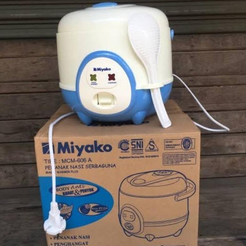 NEW Magic Com / Rice Cooker / Penanak Nasi kecil 0.6 Liter Miyako 606B / magic miyako 606 / magic ke