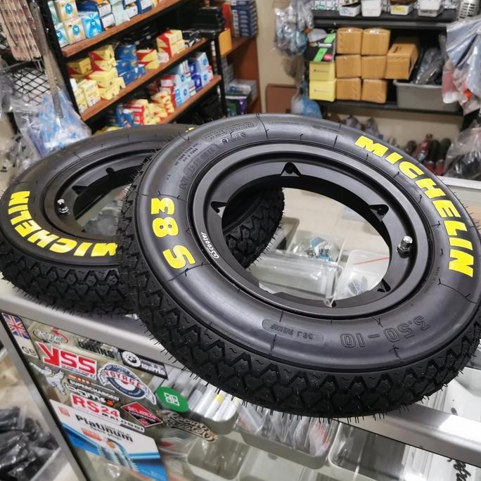 Velg Tubeless Uno Black V.3 GScooter Ring 10 set Ban Michelin S83
