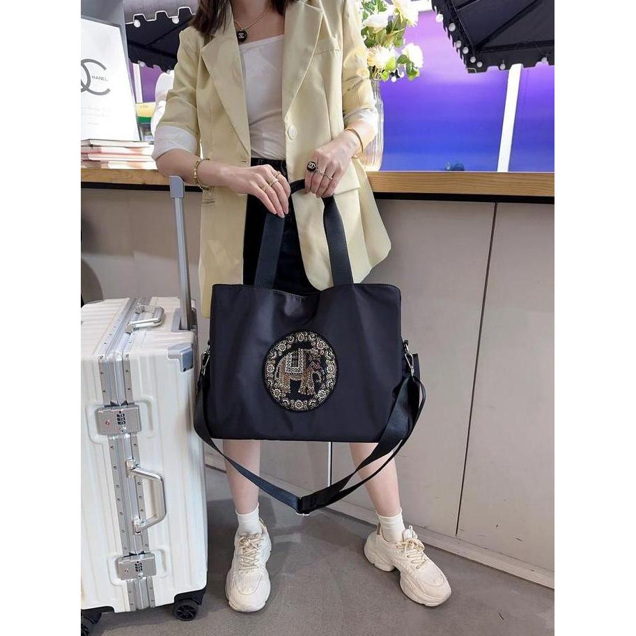 Kelilingaja- Moonbags Tas Travel Motif Gajah Tas Perjalanan Dan Mudik - Ck-068