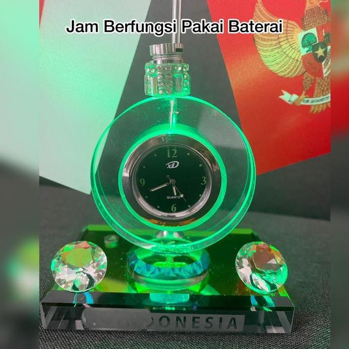 Javelozz - Parfum Mobil  Motif Jam Crystal LED Car Perfume Pajangan Dashboard Mobil