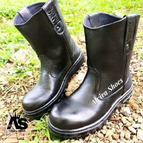 Aman- Sepatu Boot Safety Pria Kulit Sapi , Sepatu Safety Ujung Besi, Shoes Safety Leather Outsole Ka