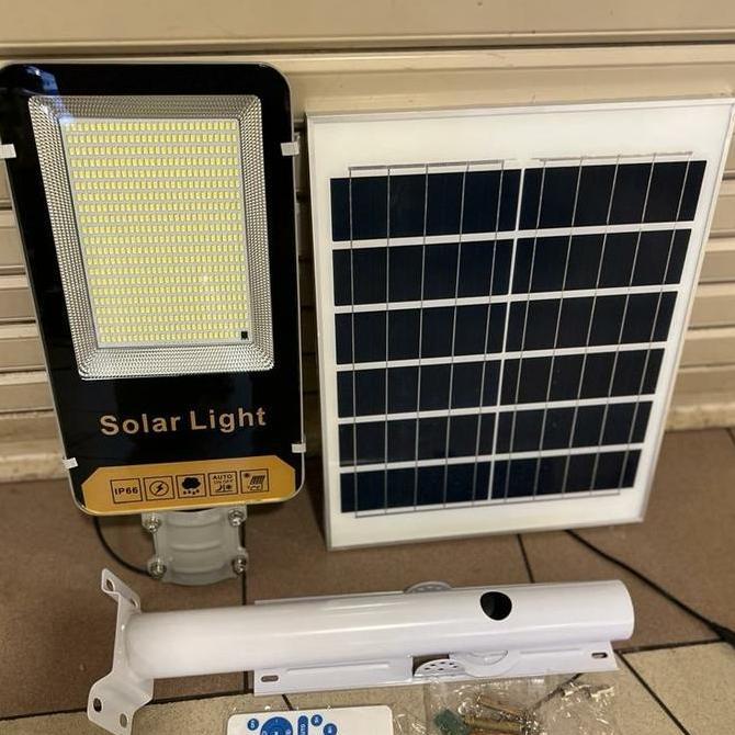 Lampu Jalan 400w Solar Panel Lampu PJU 400 watt Solar Cell Remote
