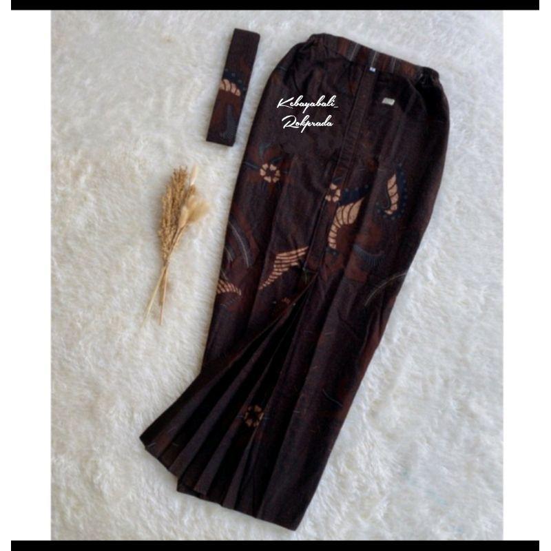 Rok Wiru / Kipas Motif Klasik Batik Modern