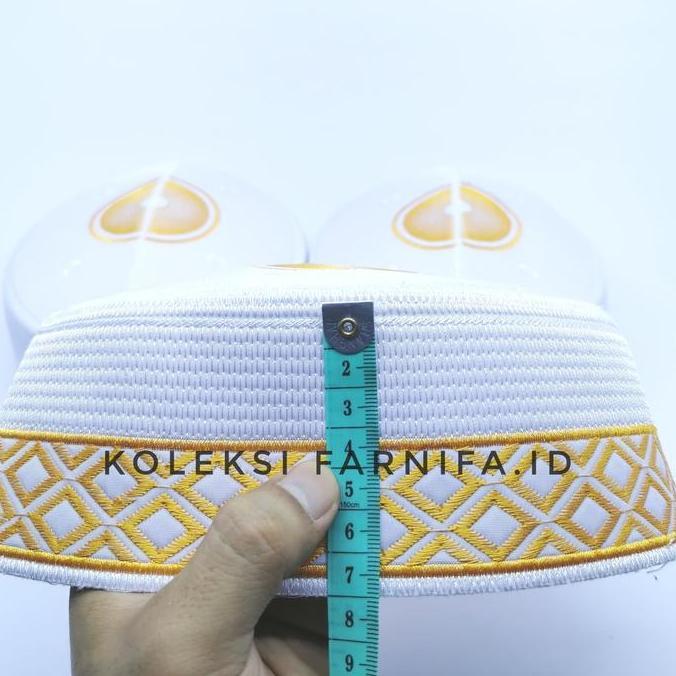 Kirimya- Peci Bugis Dafak Bugis Songkok Bugis Exclusive Kopiah Putih Emas