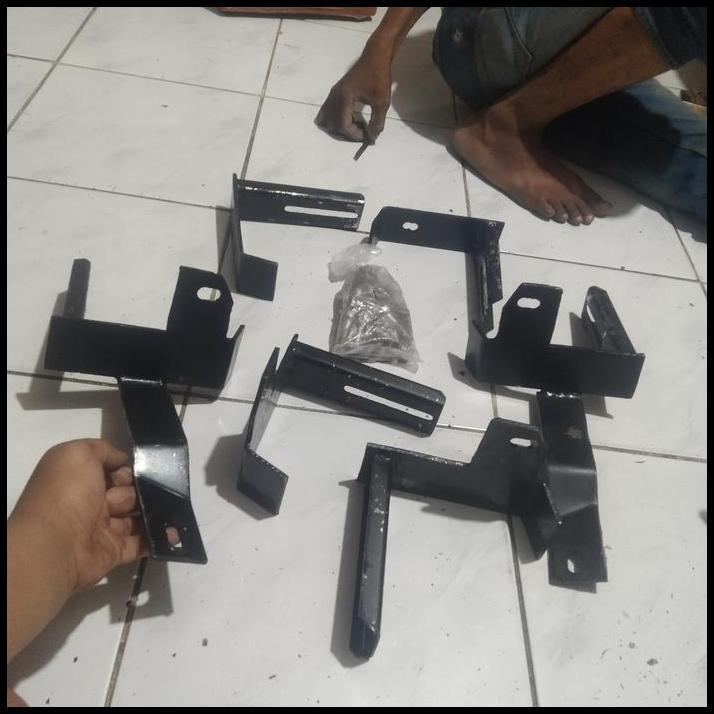 HOT DEAL BRACKET FOOT STEP INJAKAN SAMPING MOBIL APV LAMA / APV ARENA 