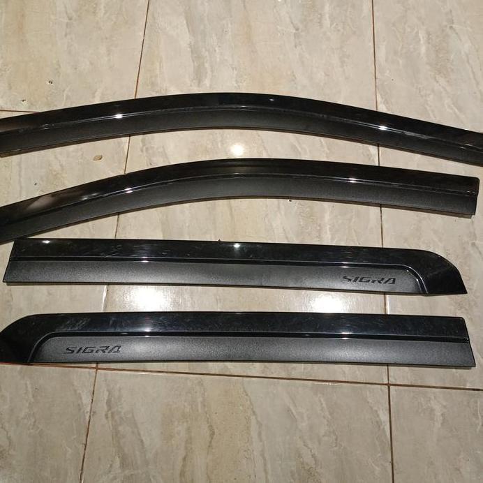 Talang Air Daihatsu Sigra R 2023 2024 2025 Original Bekas