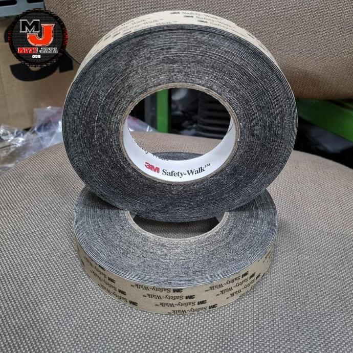3M Safety Walk Anti Slip uk 3cm x 18mtr Lakban Anti Slip Hitam Lantai