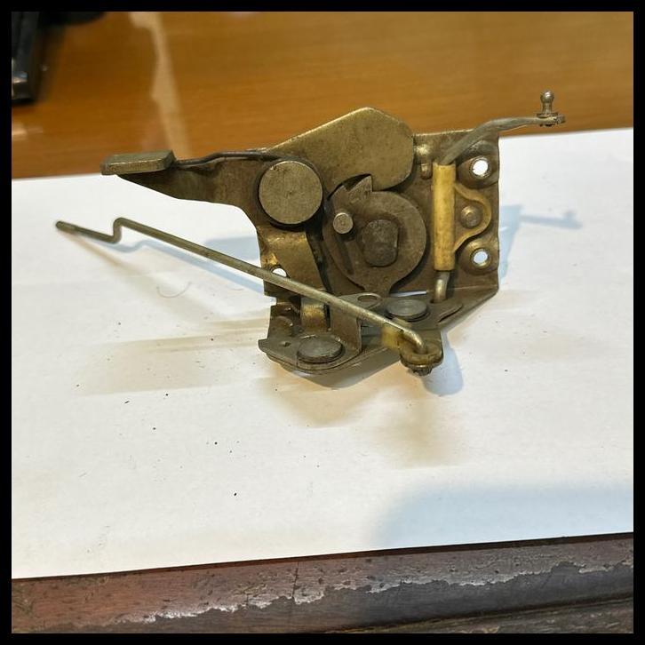 TERLARIS FRONT LEFT DOOR LOCK/DOOR LOCK DEPAN KIRI FIAT 132 S GL GLS 