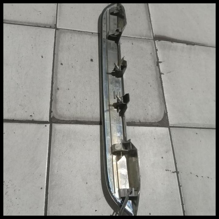 TERLARIS TRUNKLID TOYOTA SIENTA ORIGINAL 