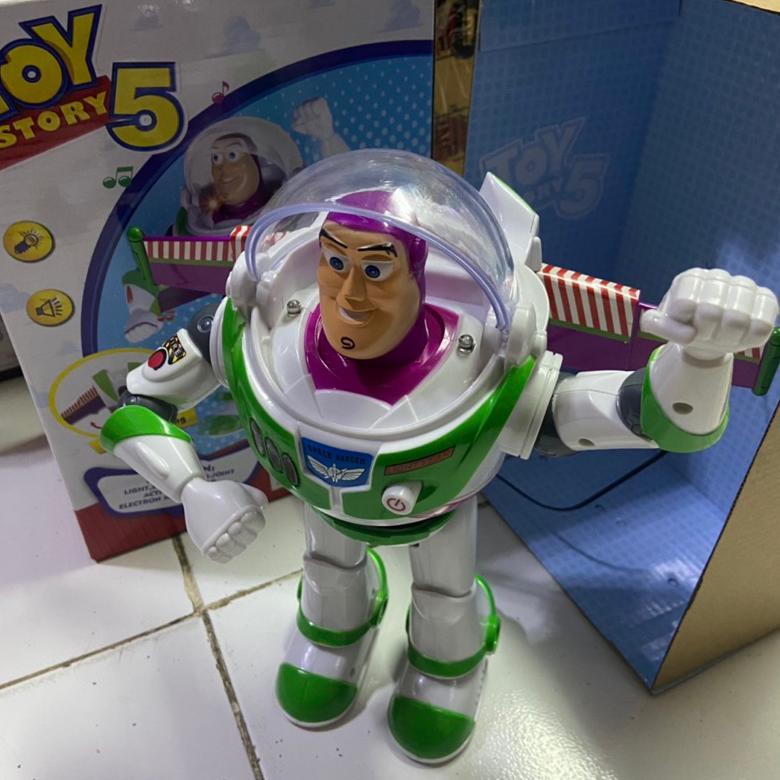 New Robot Buzz Lightyear Bersayap Toy Story Robot Buzz Bisa Berjalan
