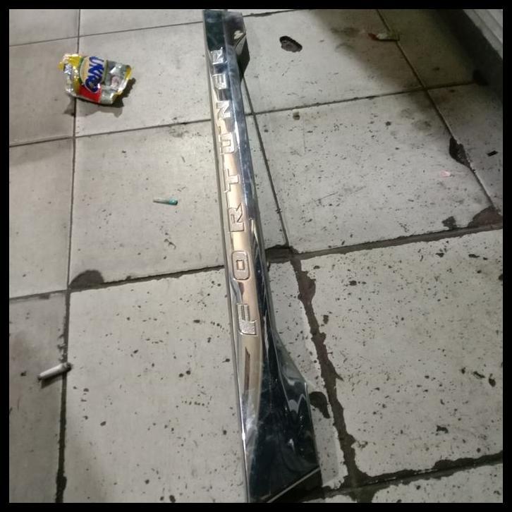 HOT DEAL TRUNKLID FORTUNER ORIGINAL 