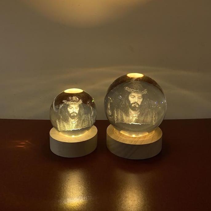 * LAMPU TIDUR HIAS 3D MAHKOTA YESUS BOLA KRISTAL  - KADO PAJANGAN SOUVENIR MAHKOTA YESUS *