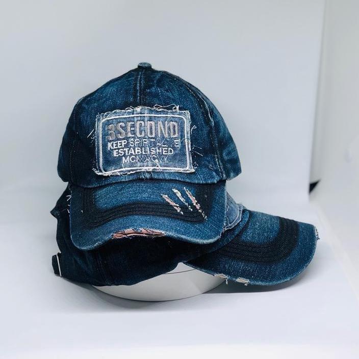 DISKON TOPI PRIA DISTRO BAHAN JEANS DENIM MODEL SOBEK TERBARU ORIGINAL IMPORT/TOPI PRIA ORIGINAL KER