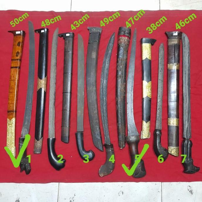 Barang antik pedang pamor di jamin lawas
