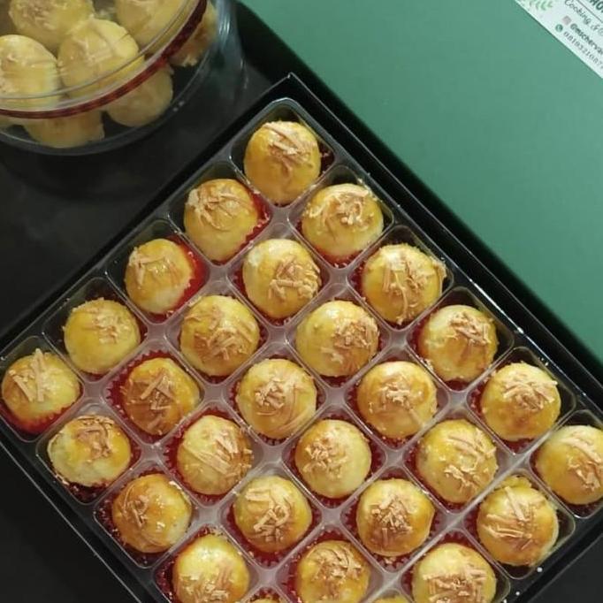 NASTAR BOX / DUS KUE NASTAR